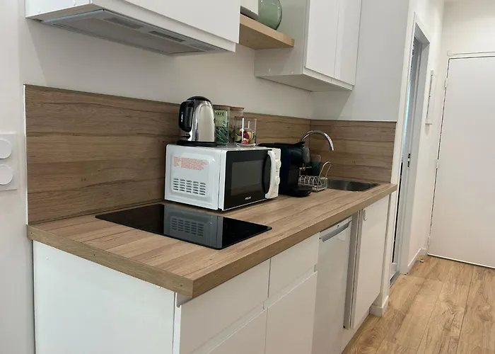 Le Cocon Du Vieux Port - Studio Neuf Tout Confort En Plein Centre Ville - Place Aux Huiles