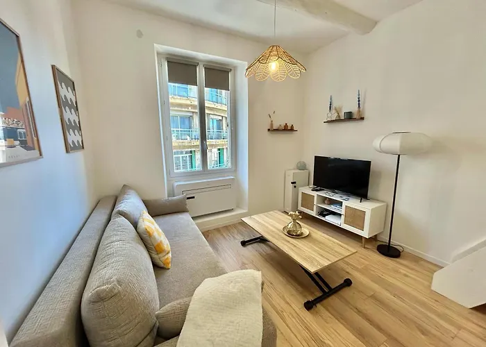 Le Cocon Du Vieux Port - Studio Neuf Tout Confort En Plein Centre Ville - Place Aux Huiles